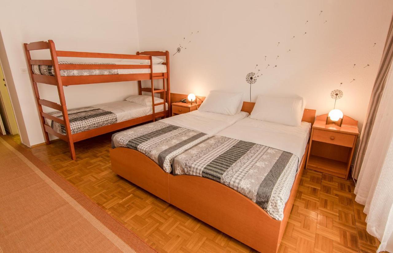 Hotel Barba Starigrad Paklenica Exterior photo